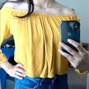 Yellow off the shoulders Longsleeve Blouse